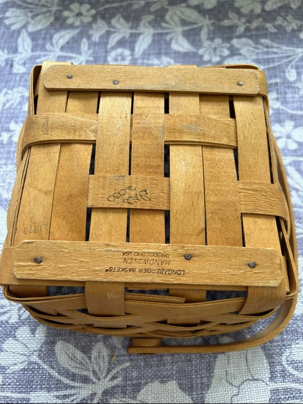 Longaberger 2000 Small Berry Basket -